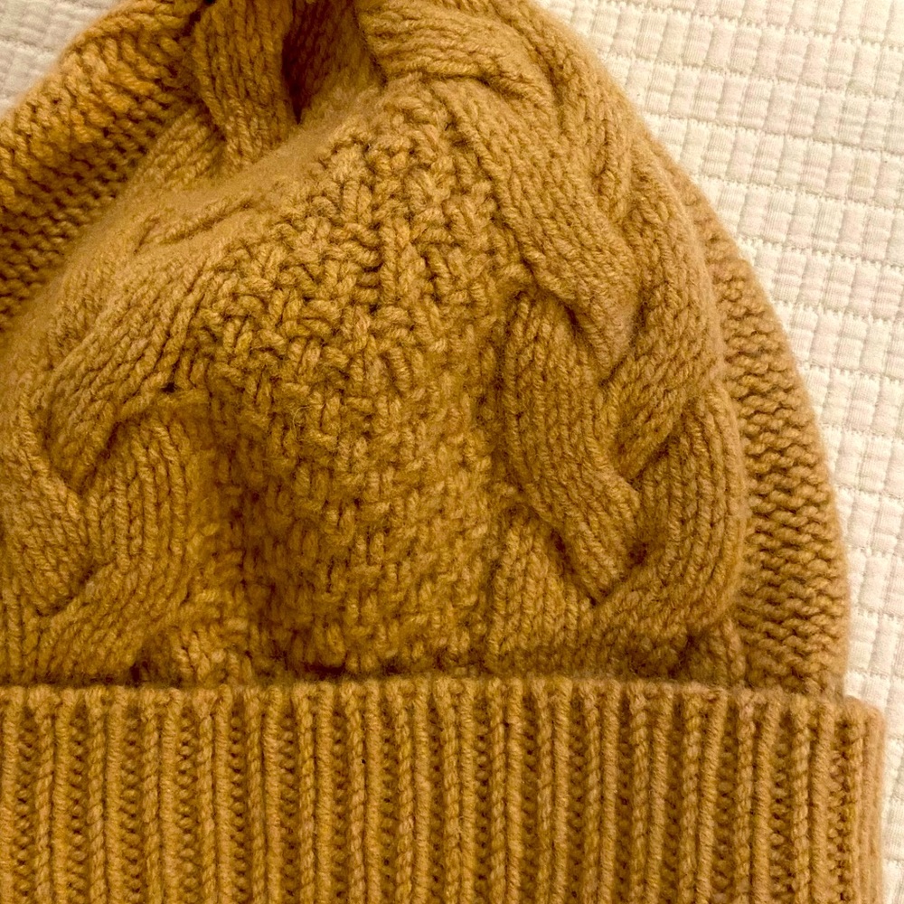 Beautiful Steven Alan Winter Hat in Camel.